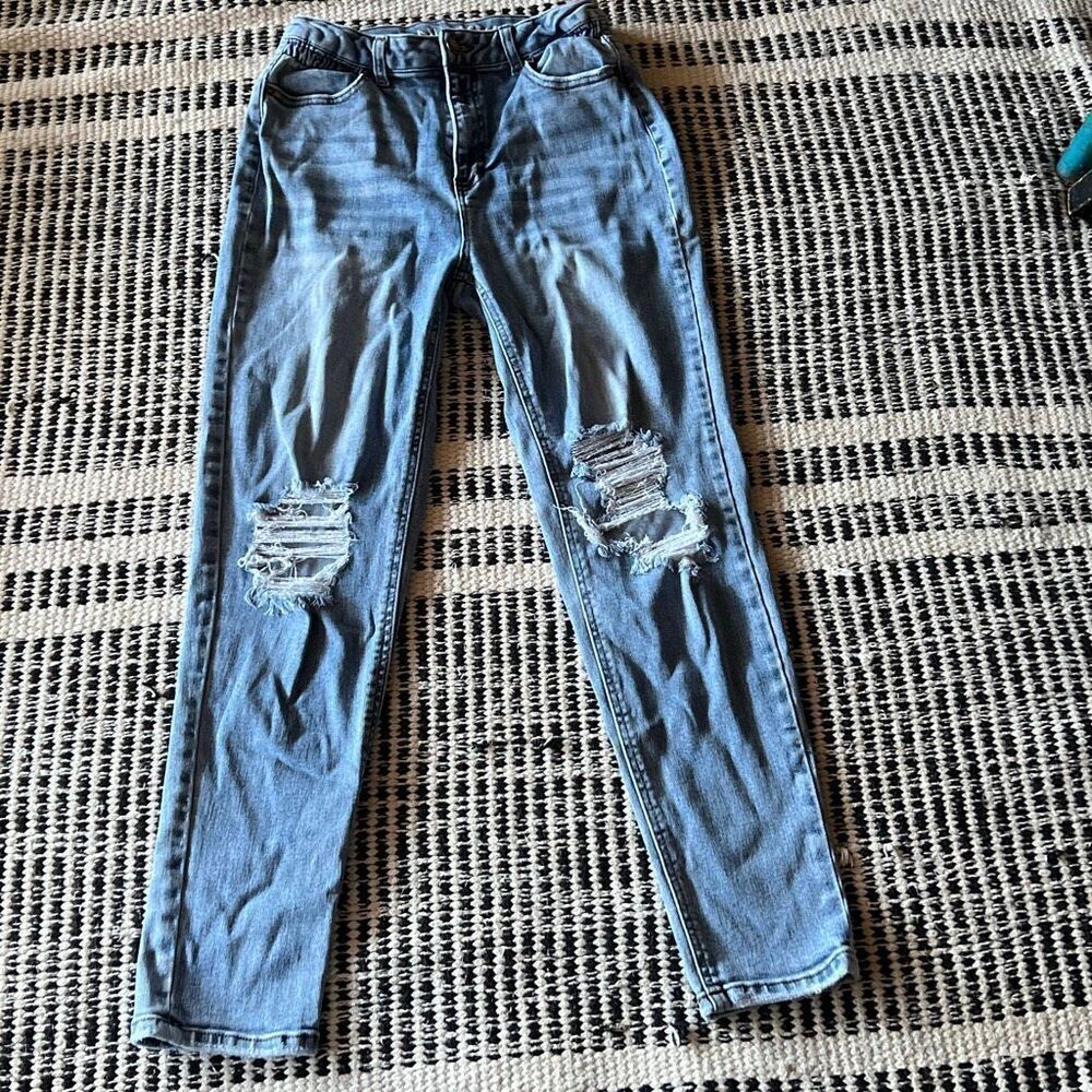 Vanilla Star Size 7 skinny mom jeans distressed
